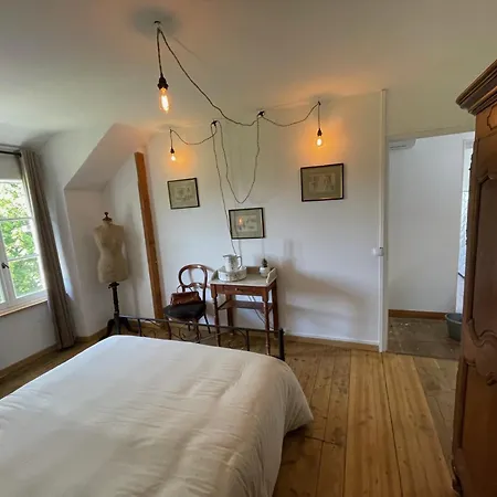 Peyrissac Holiday home *